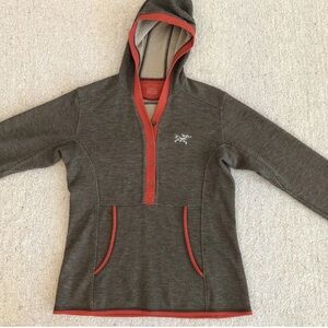 ARC’TERYX Pullover with Snap Buttons and Hood, Brown with Orange Trim, Size M